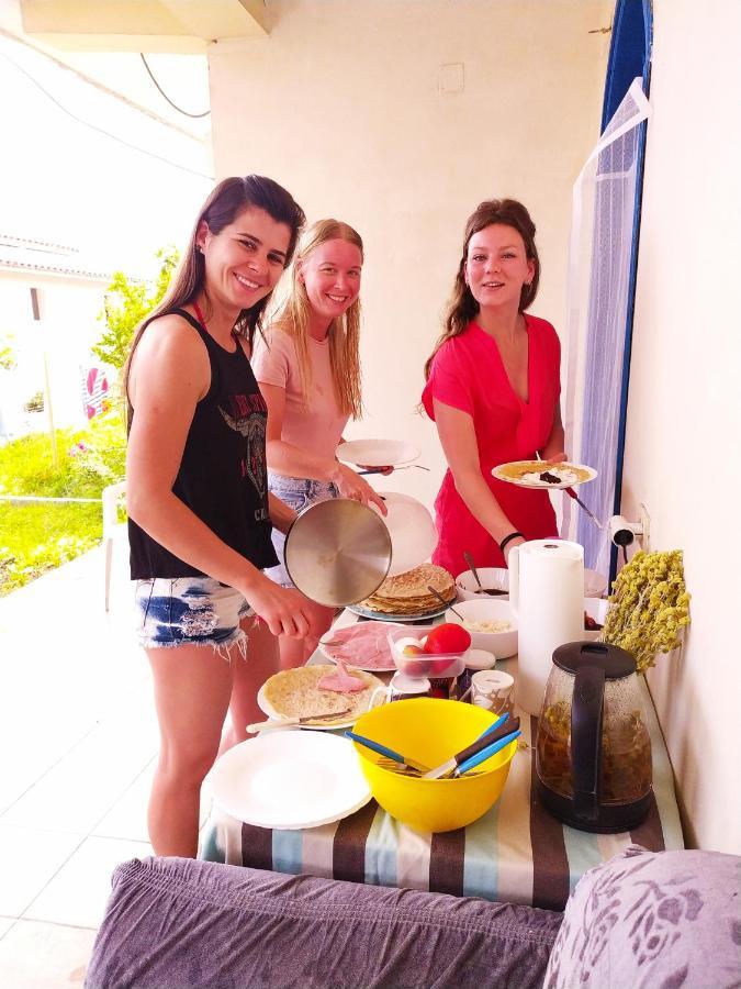 Pinegroove Hostel Vlora Екстериор снимка