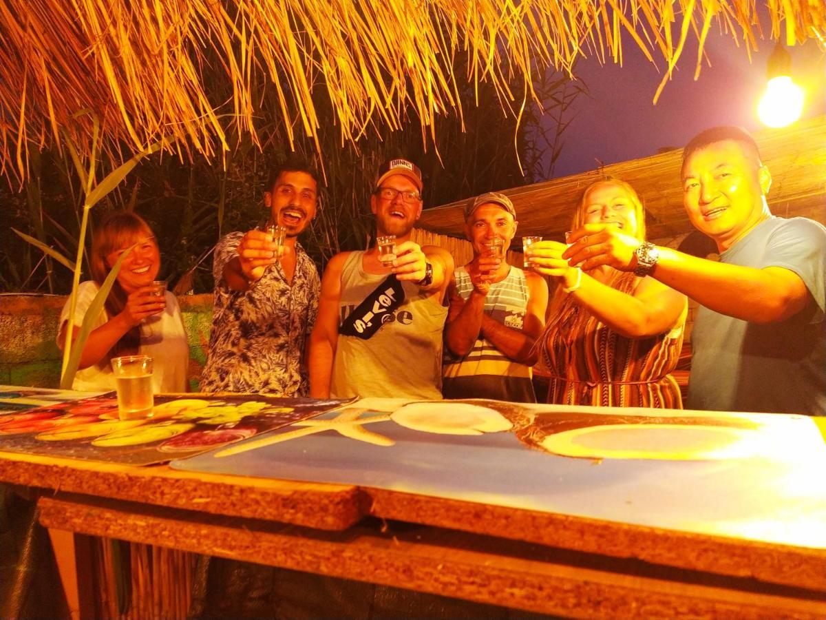Pinegroove Hostel Vlora Екстериор снимка