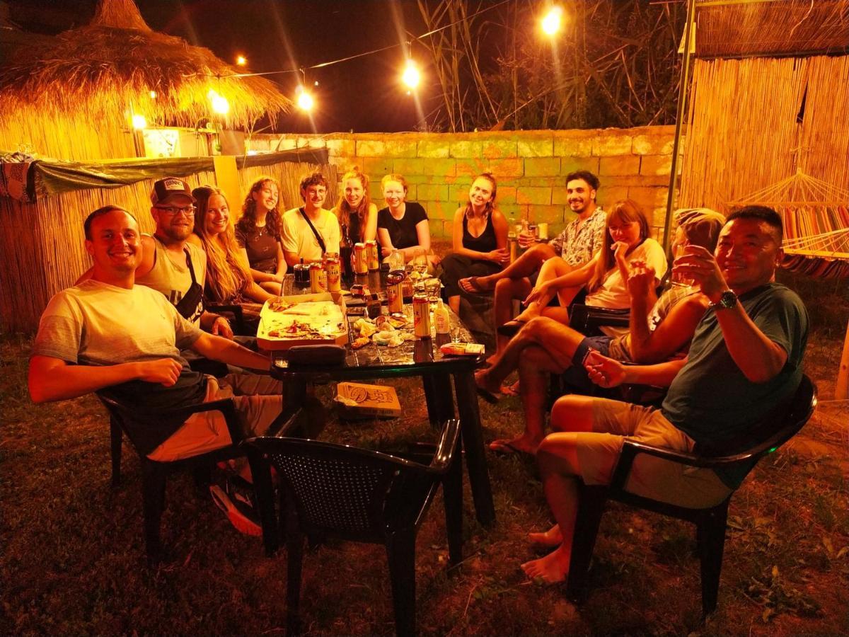 Pinegroove Hostel Vlora Екстериор снимка