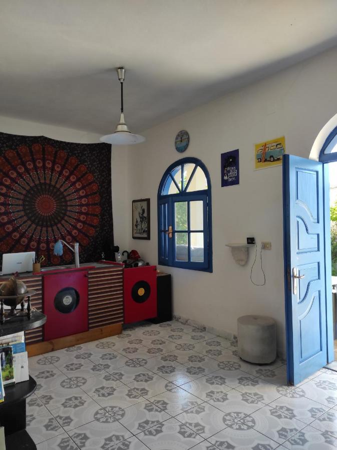 Pinegroove Hostel Vlora Екстериор снимка