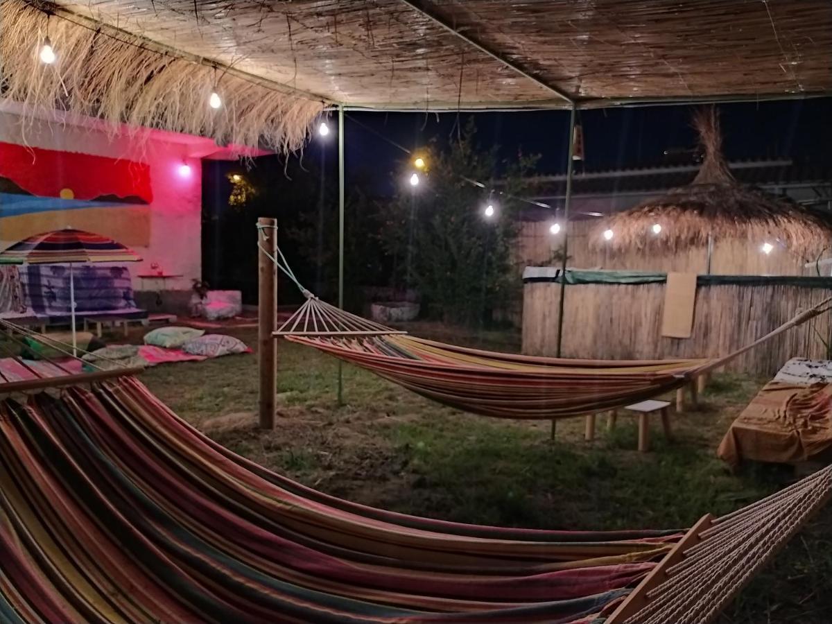 Pinegroove Hostel Vlora Екстериор снимка