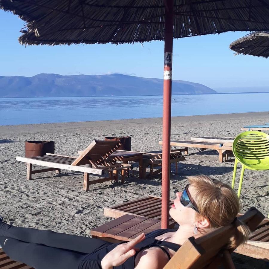 Pinegroove Hostel Vlora Екстериор снимка