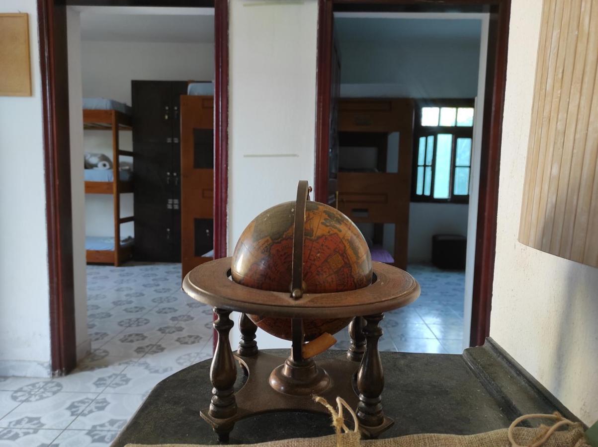 Pinegroove Hostel Vlora Екстериор снимка
