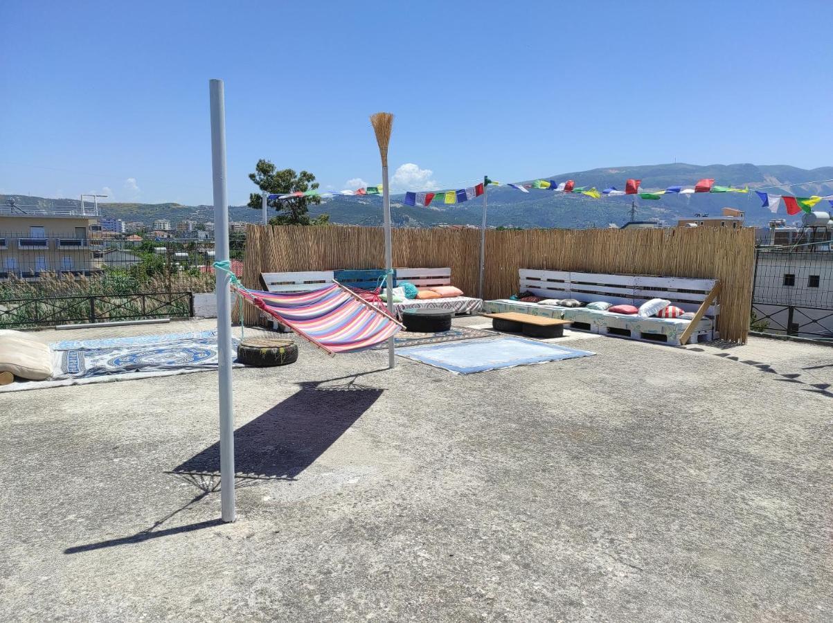 Pinegroove Hostel Vlora Екстериор снимка
